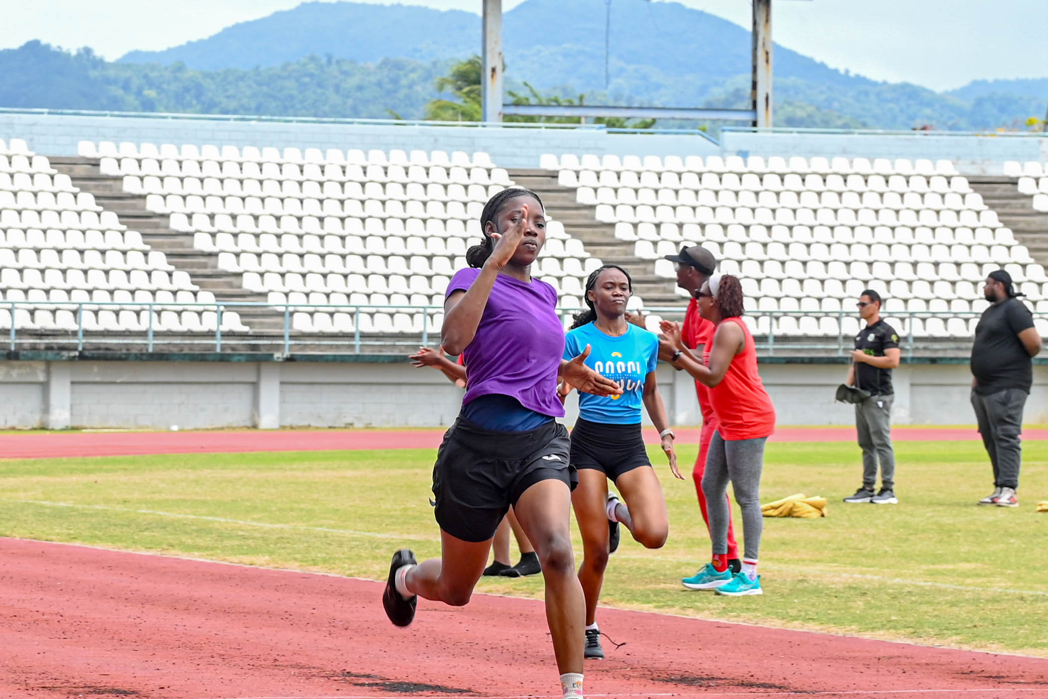 Helen Cuffie leading the women's track race