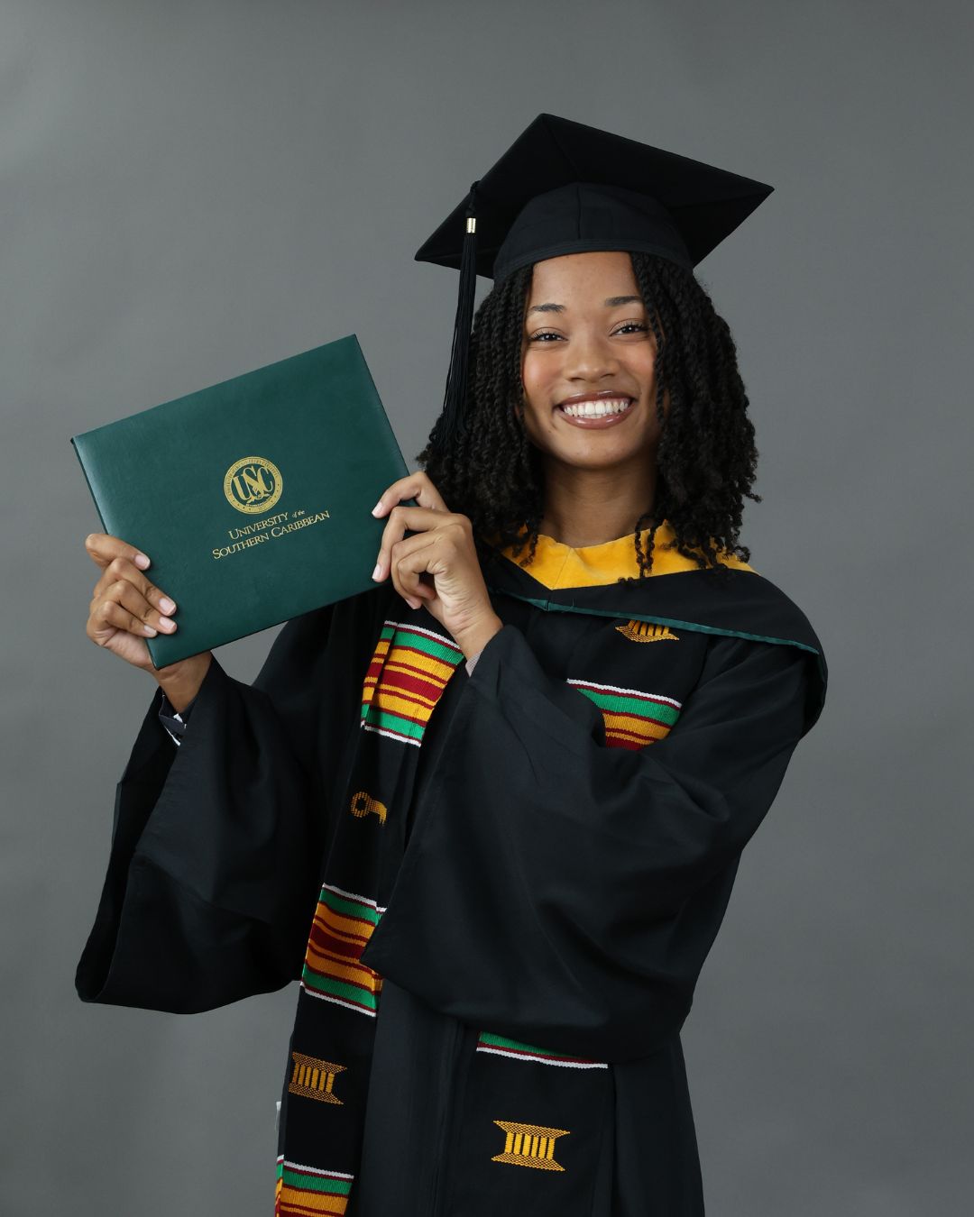 Felesha Jack of Dominica graduated with a Bachelor of Science in Biology and was recognized as First Runner-Up (Female) and People's Choice Award recipient.