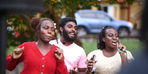 Students singing and dropping de tune